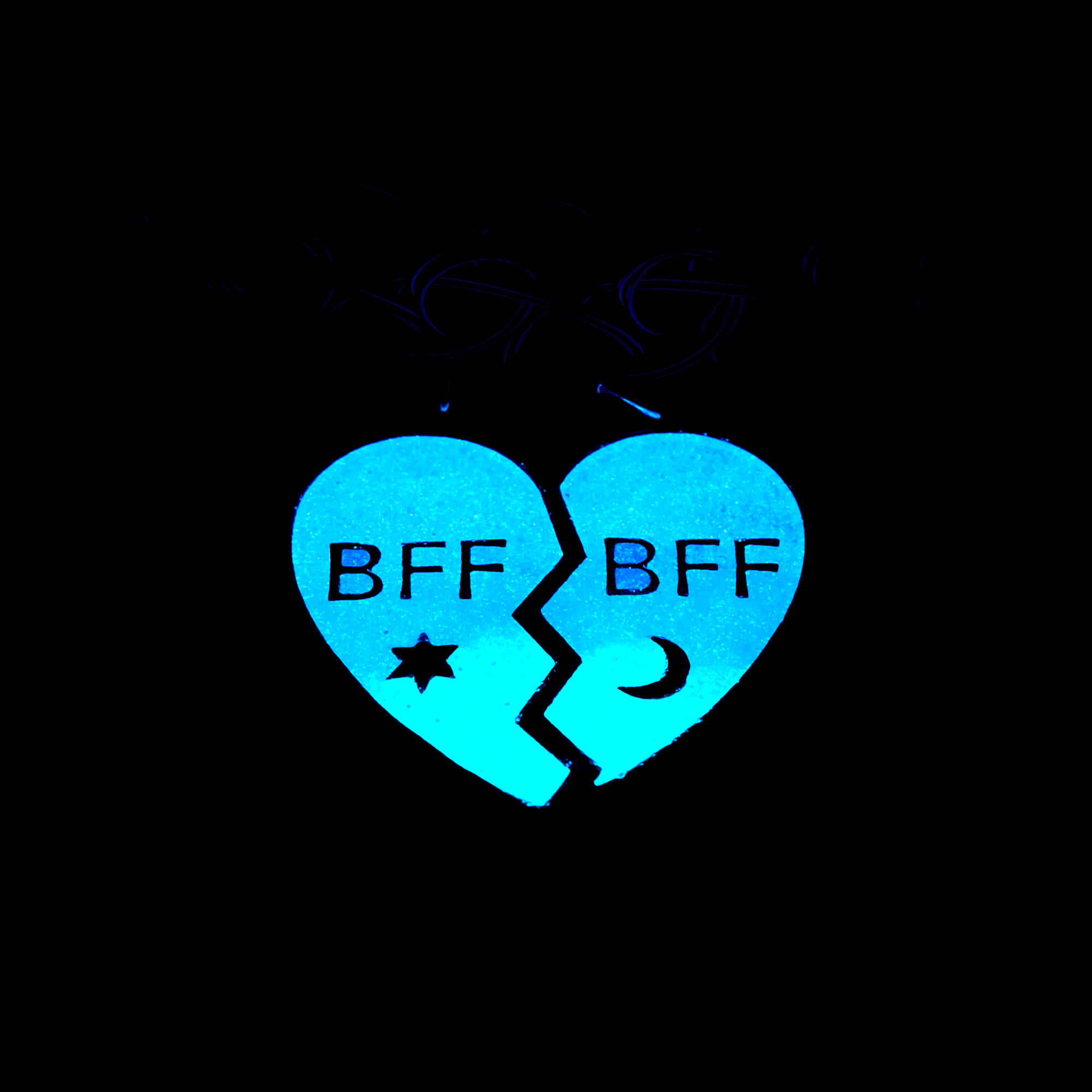 Best Friends Pastel Heart Glow In The Dark Tattoo Choker Necklaces - 2 Pack,