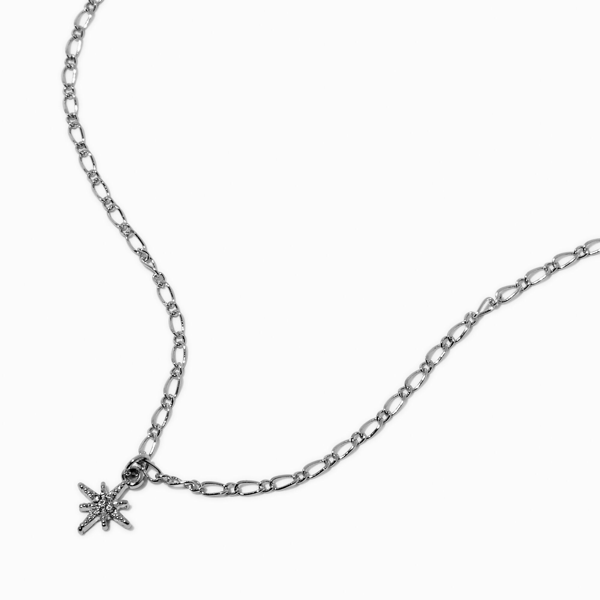 Collier à pendentif étoile rayonnante couleur argentée,