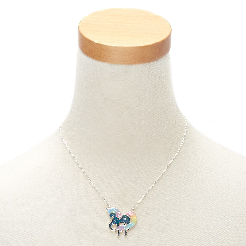 Collier d’humeur à pendentif licorne aux tons pastel,