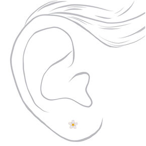 White Daisy Stud Earrings,