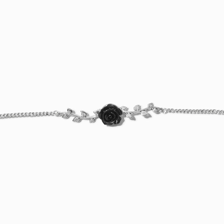 Collier de cha&icirc;ne couleur argent&eacute;e lierre et rose noire,
