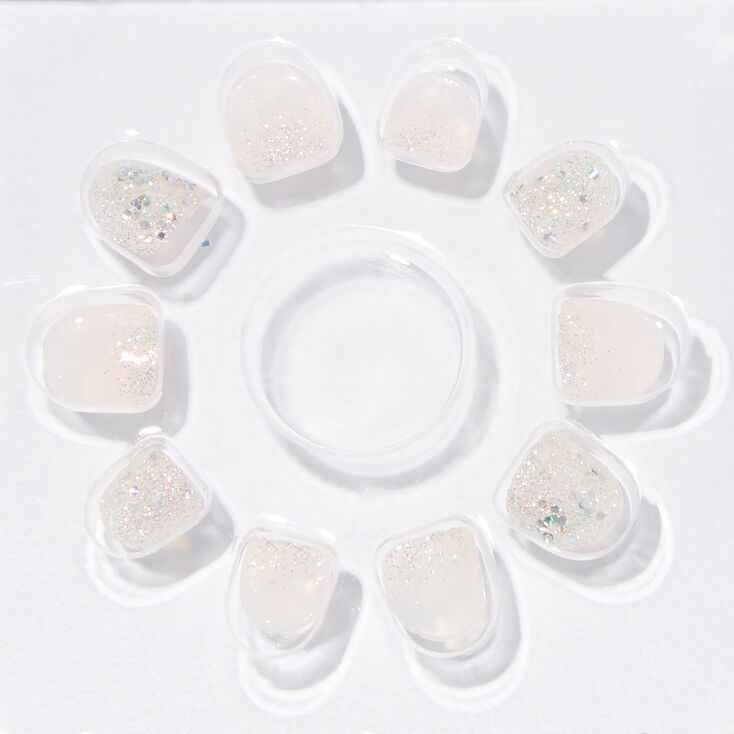 Claire&#39;s Club Silver Glitter Ombre Vegan Press On Faux Nail Set &#40;10 Pack&#41;,