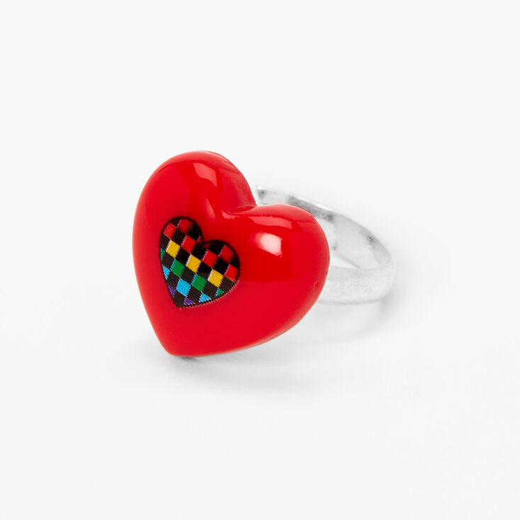 Bague r&eacute;glable c&oelig;ur &agrave; carreaux et c&oelig;ur rouge,