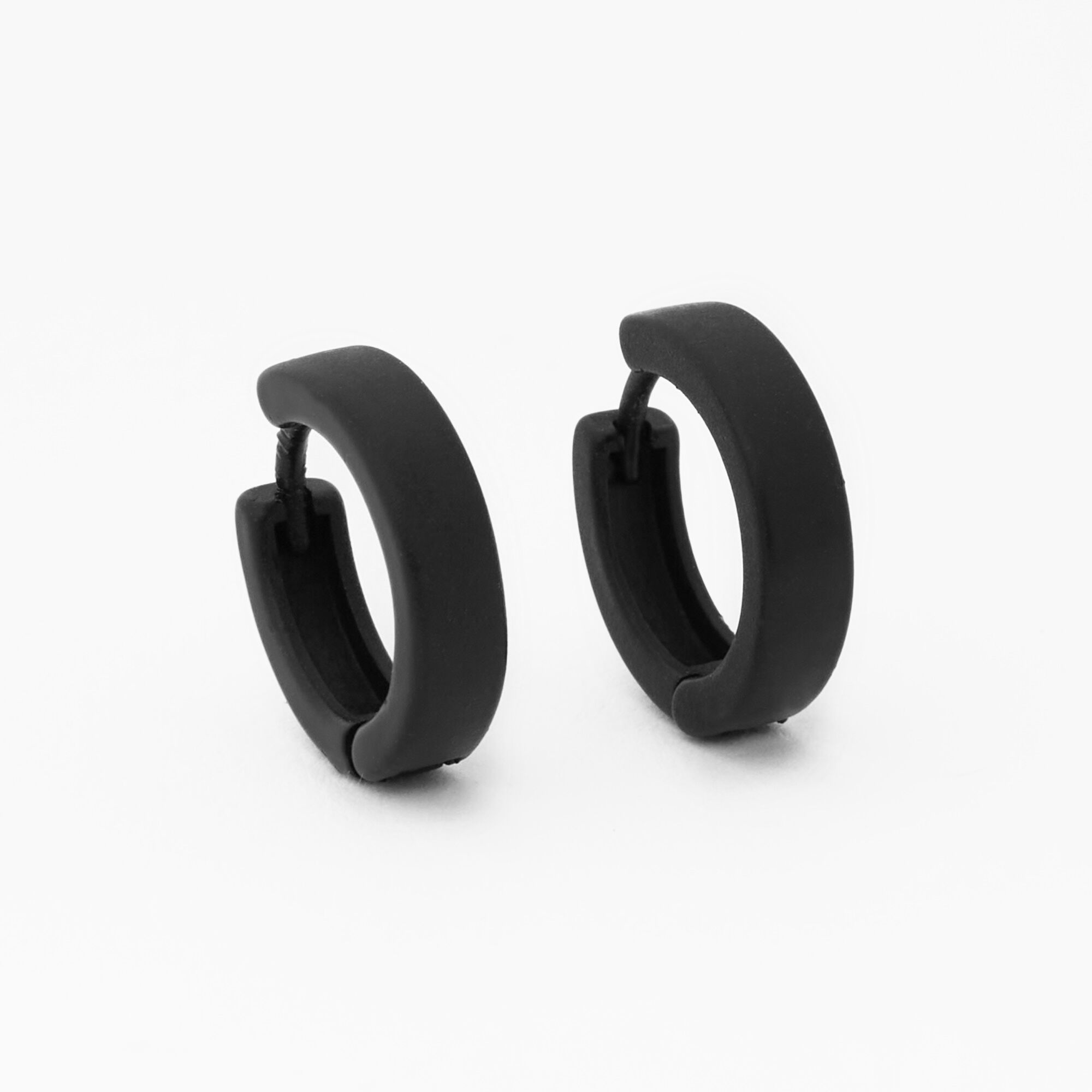 Black 15MM Huggie Hoop Earrings