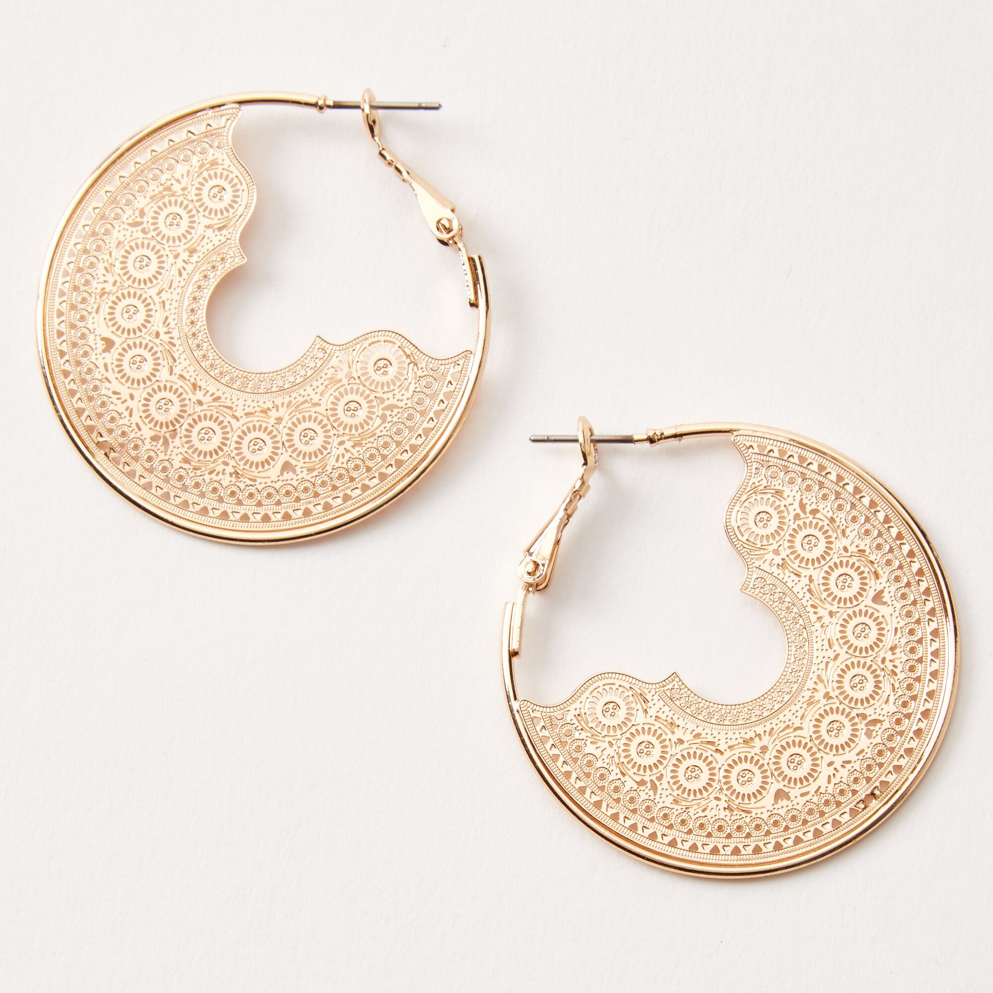 View Claires 40MM Delicate Filigree Hoop Earrings Gold information