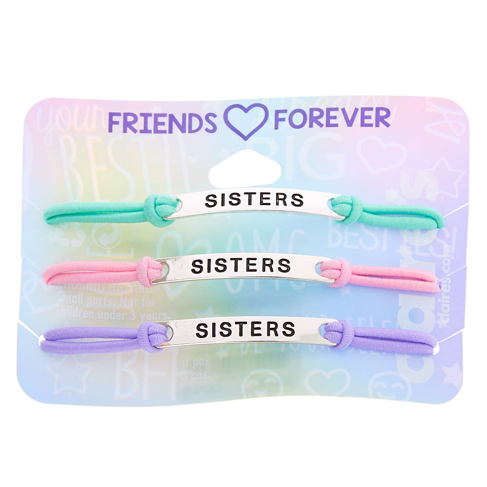 Personalized set of 3 Sisters Bracelets 3 Bracelet Set big sister  middle sister little sister each with a name disc and a pearl  Jenns  Handmade Jewelry
