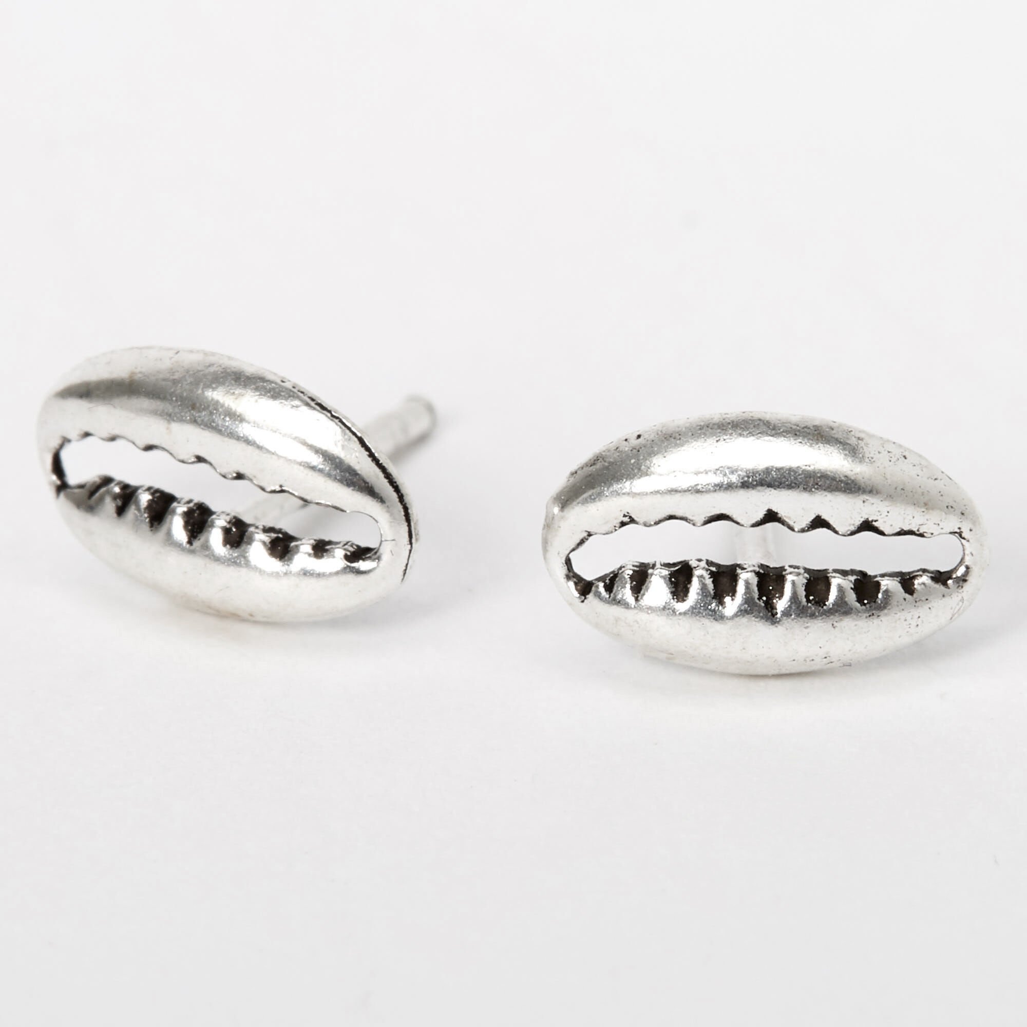 Cowrie shell stud earrings sales