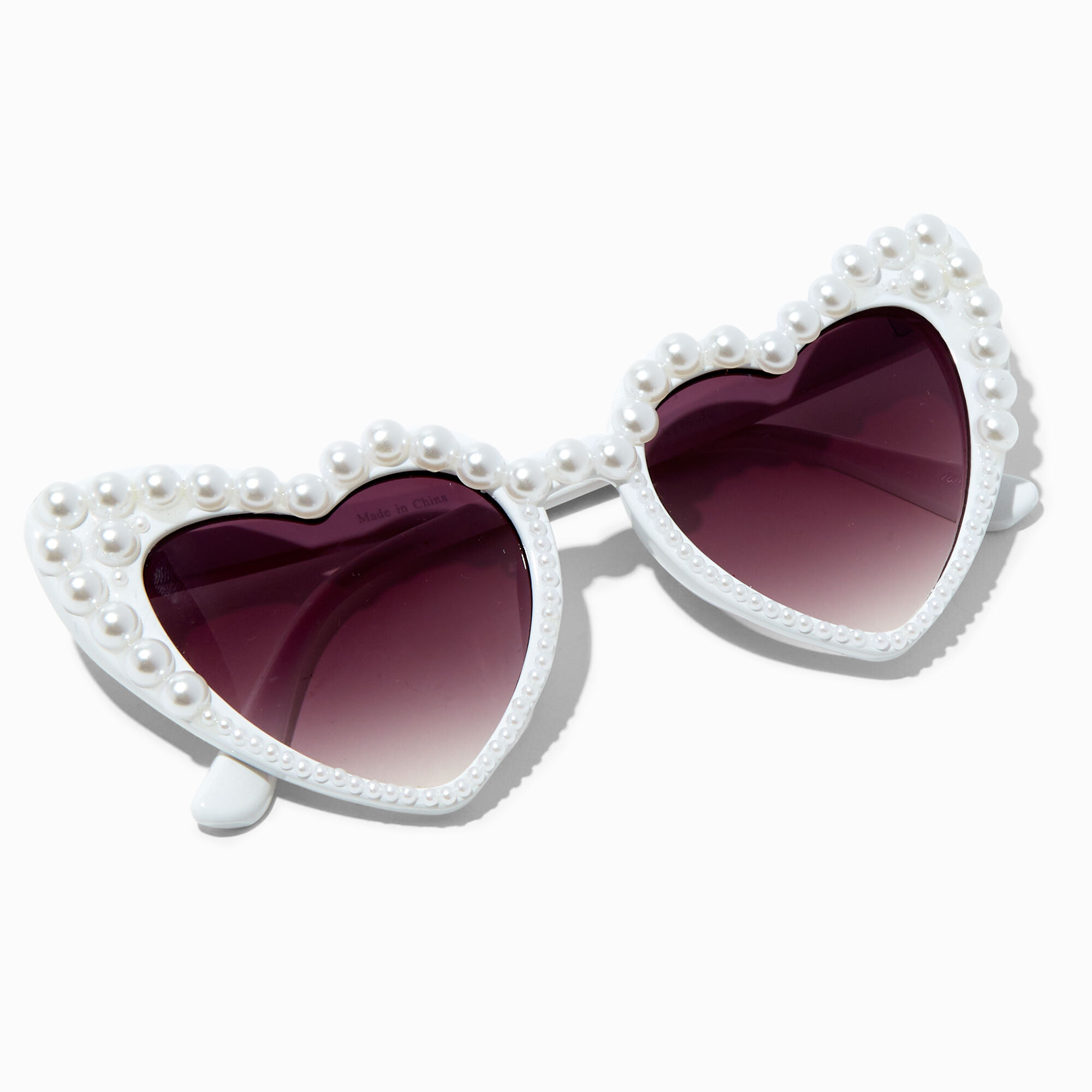 White heart shaped sunglasses 2025