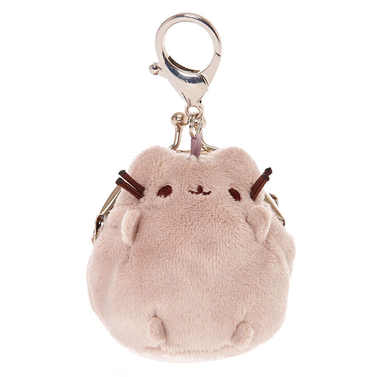 pusheen donut keychain