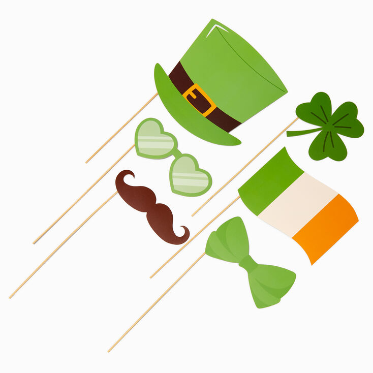 Claire&#39;s Exclusive St. Patrick&#39;s Day Party Activity Pack,