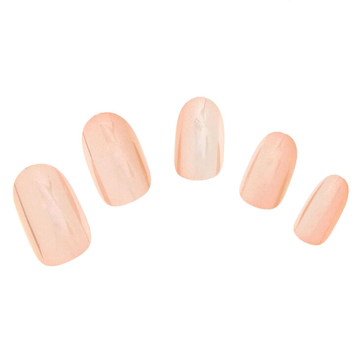 Faux ongles amandes m&eacute;tallis&eacute;s couleur dor&eacute; rose,