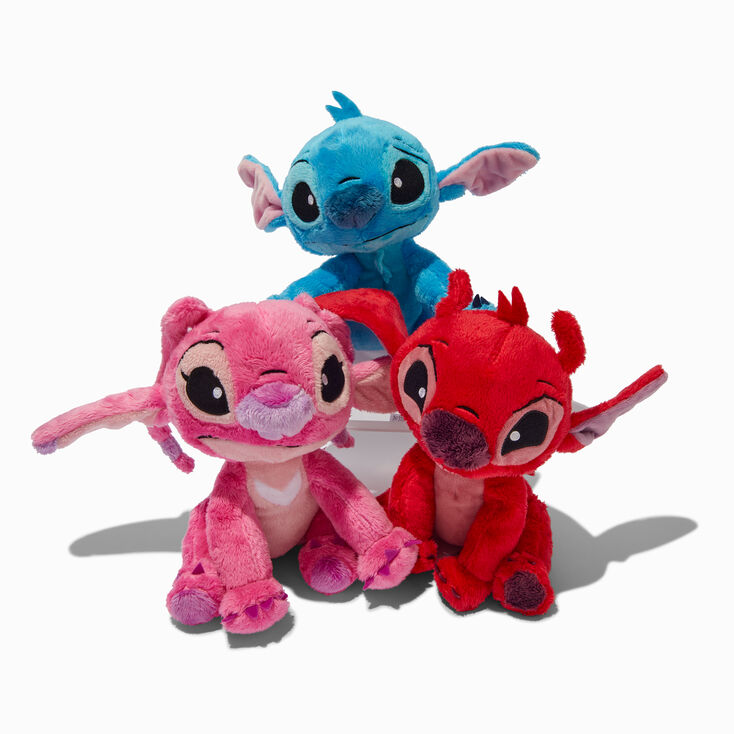 Peluche 20&nbsp;cm Disney Stitch Friends - Les mod&egrave;les peuvent varier,