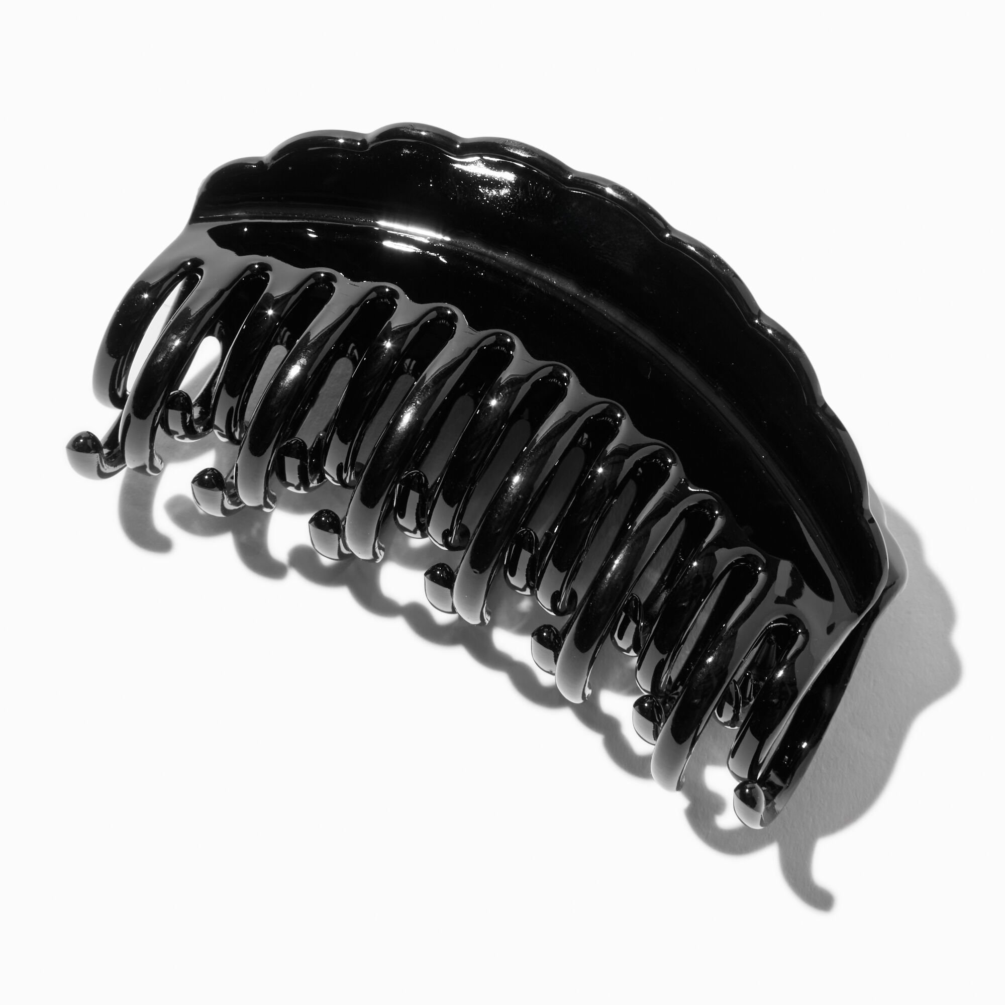 Black Medium Scalloped Hair Claw,
