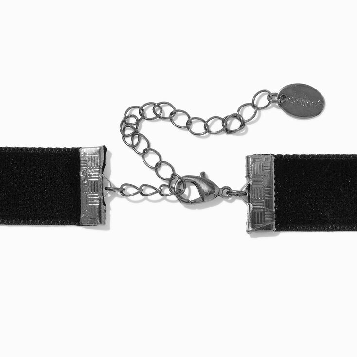 Silver-tone Embellished Heart Velvet Choker Necklace,