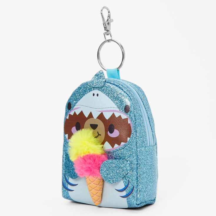 Porte-cl&eacute;s mini sac &agrave; dos ours en costume de requin &agrave; paillettes,