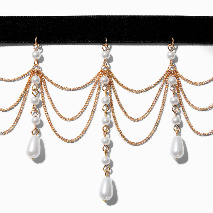 Ras-de-cou noir imposant perles d&#39;imitation couleur dor&eacute;e,