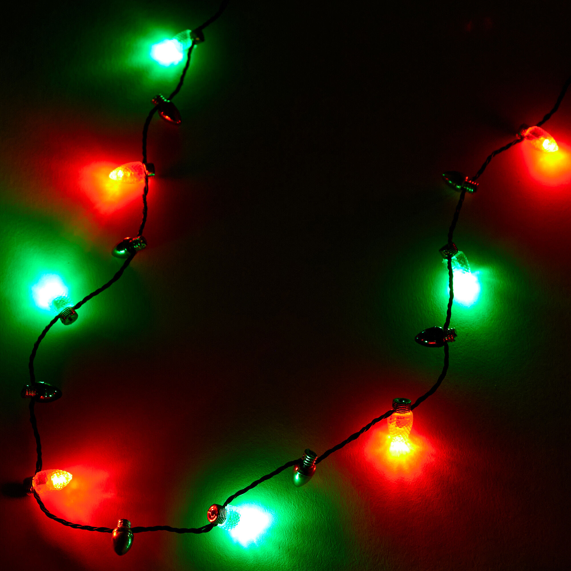 Christmas 12'' Bulb Lite Up Necklace - Multicolored,