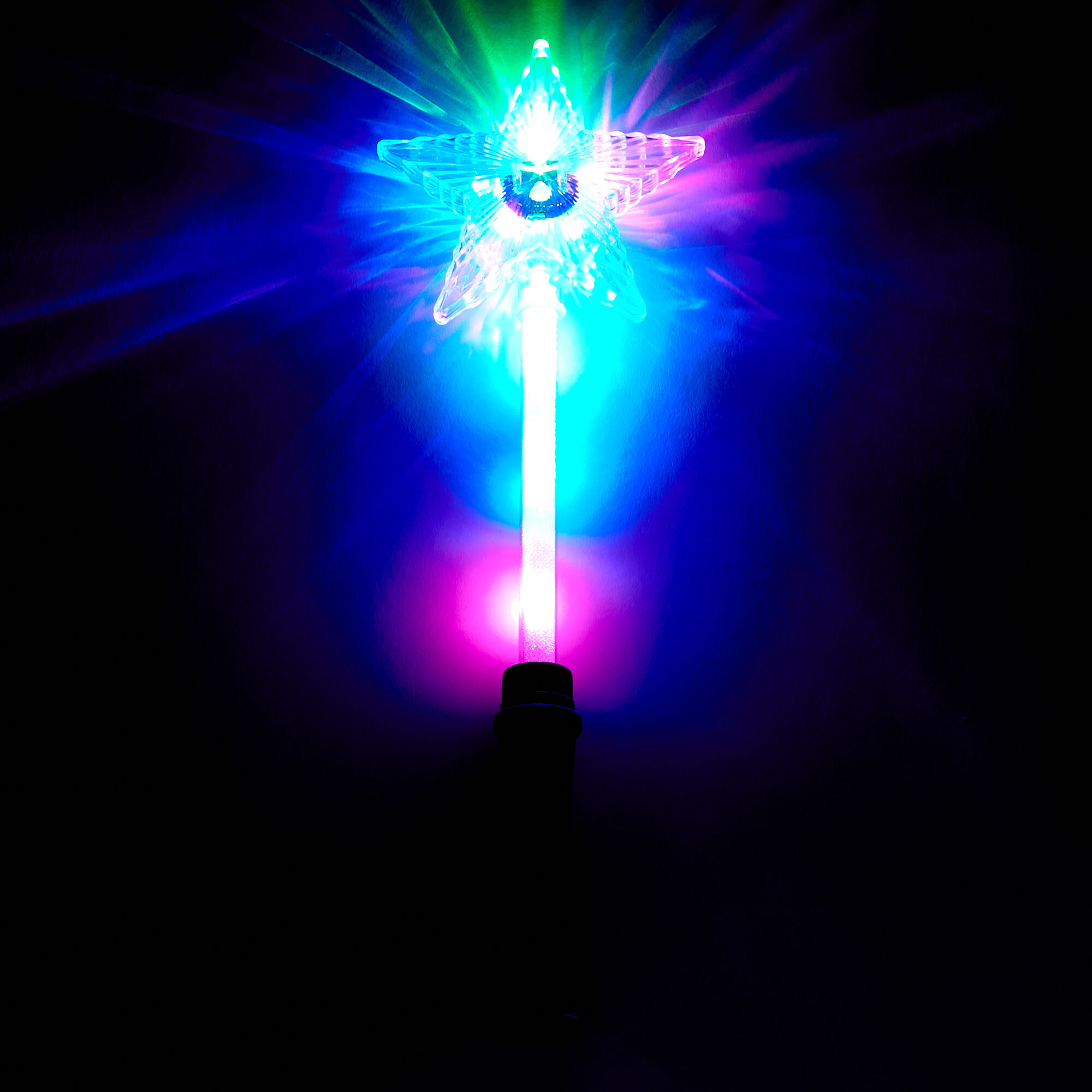 Claire s Club Light Up Star Wand Pink