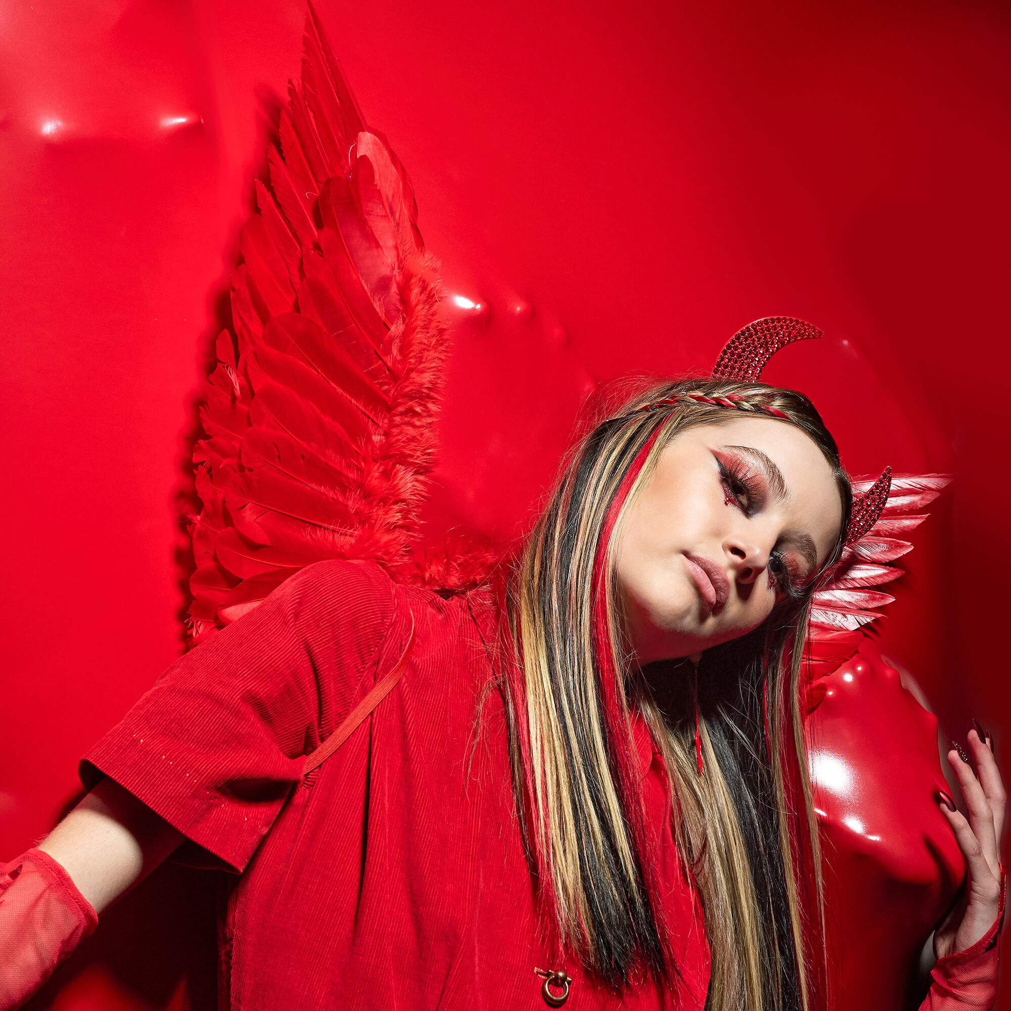Red Feather Wings,