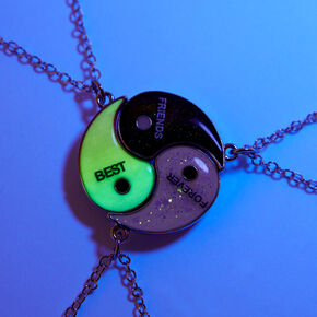 Colliers &agrave; pendentif Yin et Yang phosphorescents changeant de couleur Best Friends - Lot de 3,