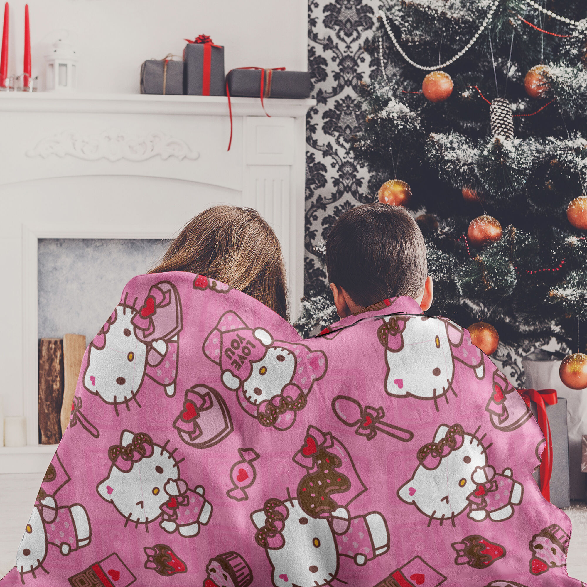 Hello Kitty® Love You Much Silk Touch Throw (ds),