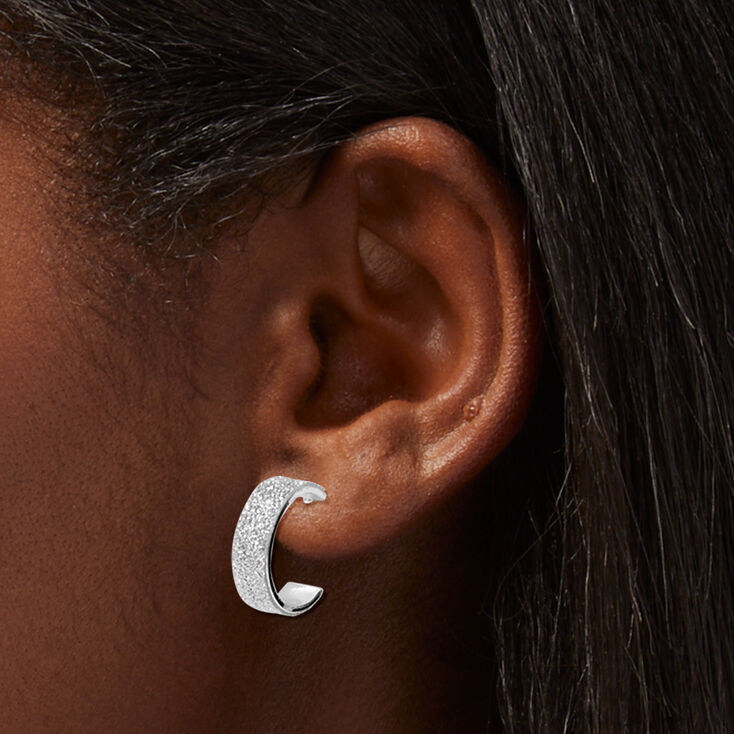 Boucles d&rsquo;oreilles superposables paillet&eacute;es couleur argent&eacute;e - Lot de 3,