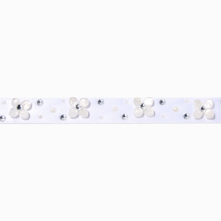 Claire&#39;s Club White Pearl Ribbon Choker Necklace,