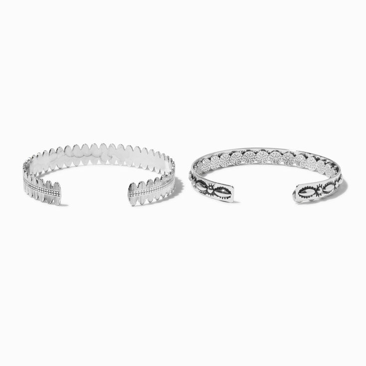 Bracelets manchettes textur&eacute;s western couleur argent&eacute;e - Lot de 3,