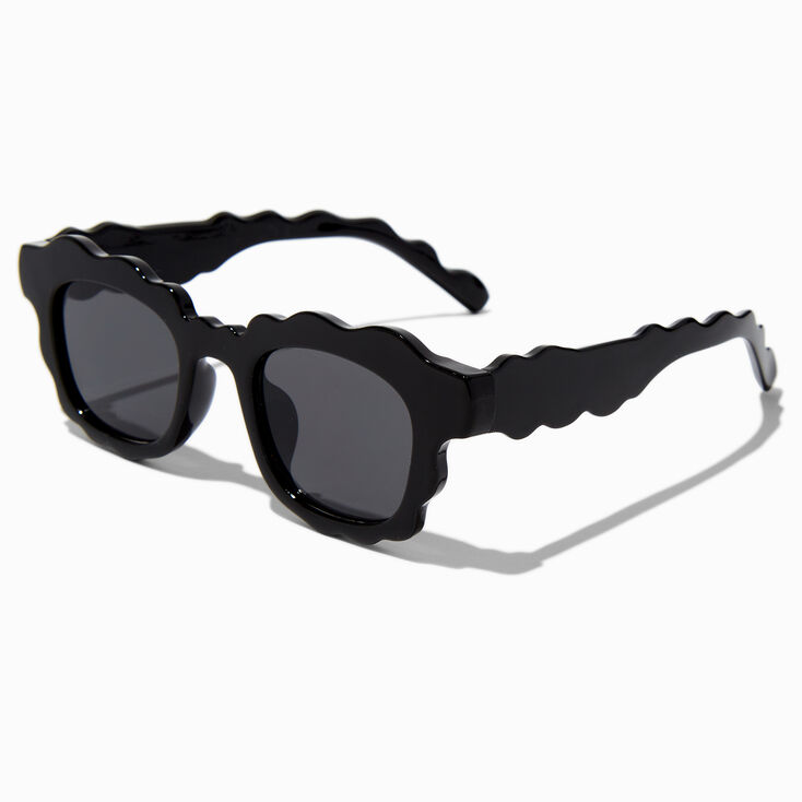 Lunettes de soleil g&eacute;om&eacute;triques noires,