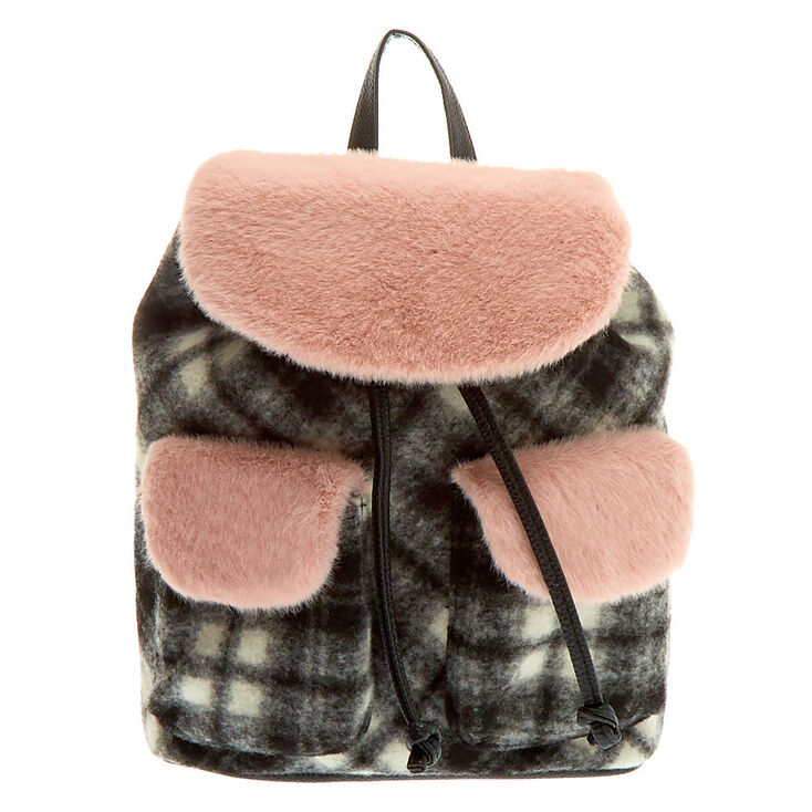 Claire's Mini sac à dos à cordelette et rabat en flanelle pelucheuse - Noir