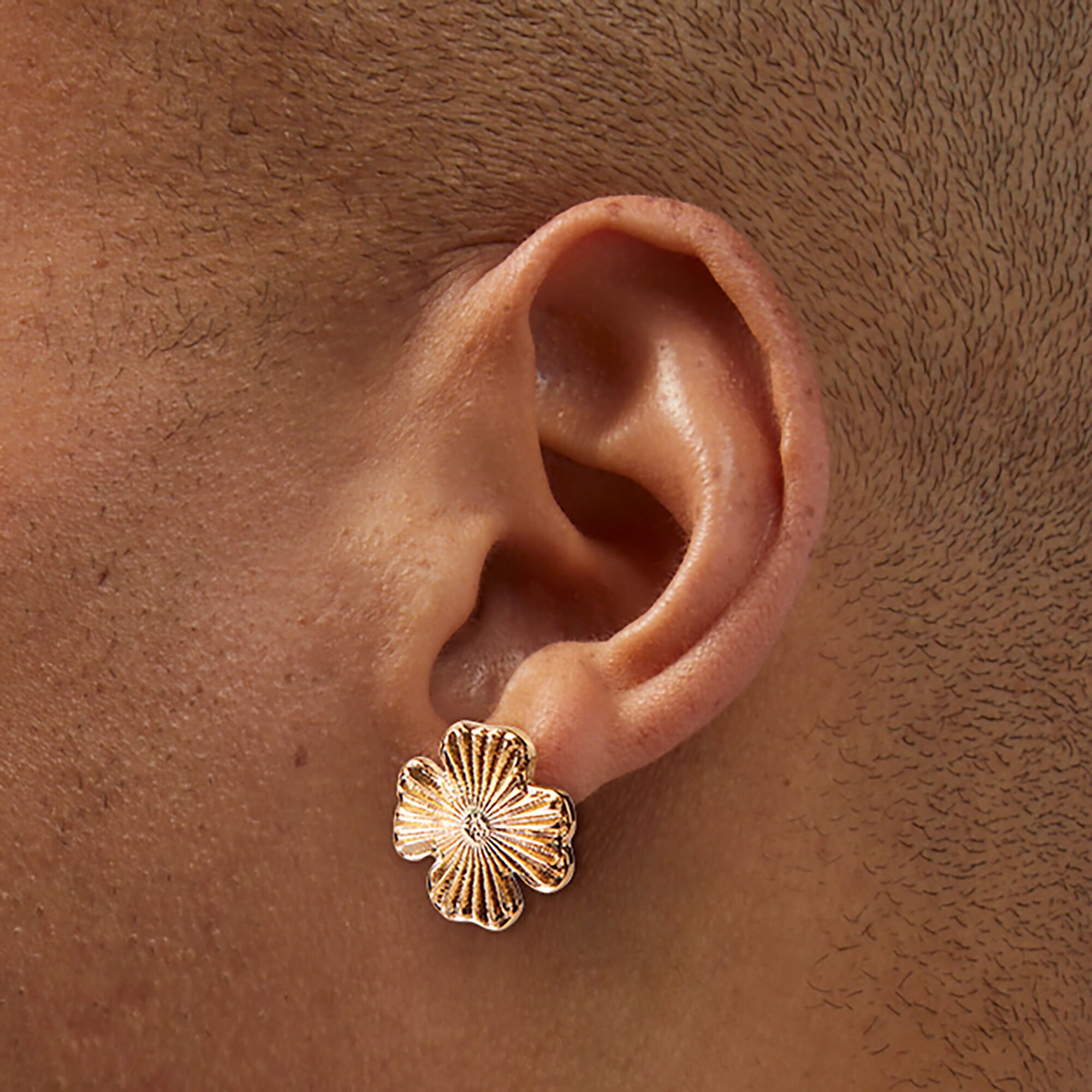 Gold-tone Radiating Clover Stud Earrings,
