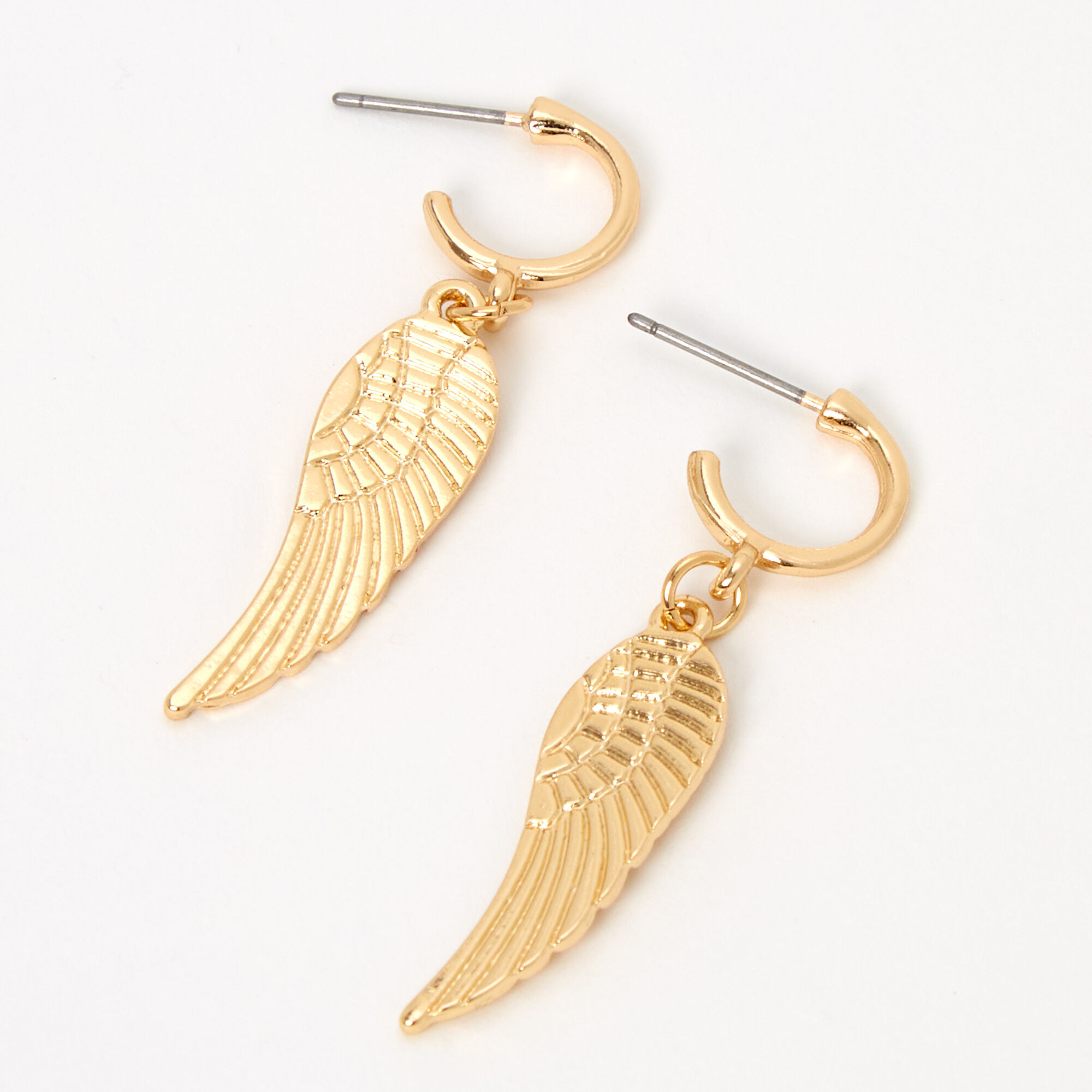 Claire's Pendantes ailes d’ange boucle d’oreille huggie 10 mm couleur dorée