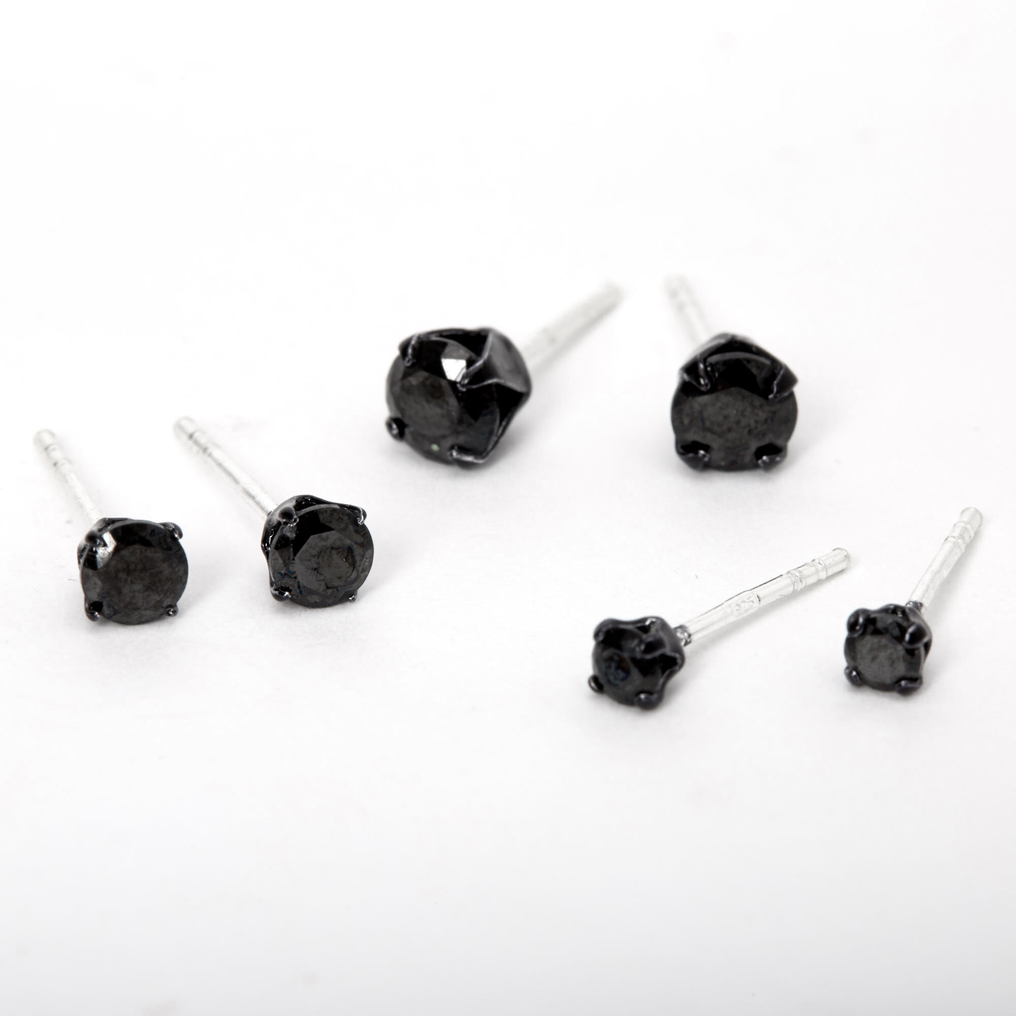 Magnild Black Onyx with Round Four Prong Silver 925 Sterling Silver Stud  Earrings Philippines | Silverworks – SilverWorks