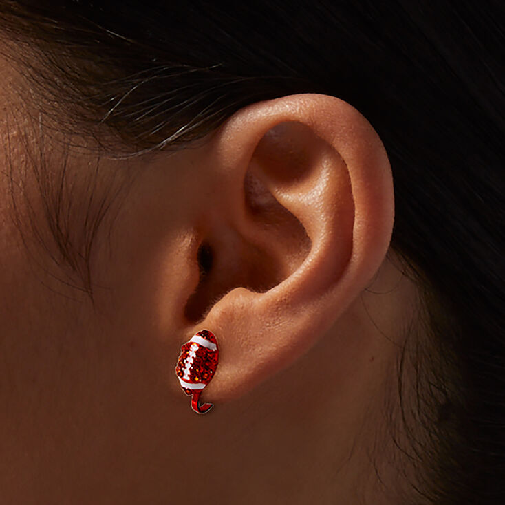 Clous d&#39;oreilles &agrave; clip football,