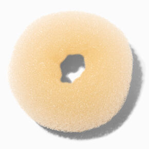 Grand donut pour cheveux blonds,