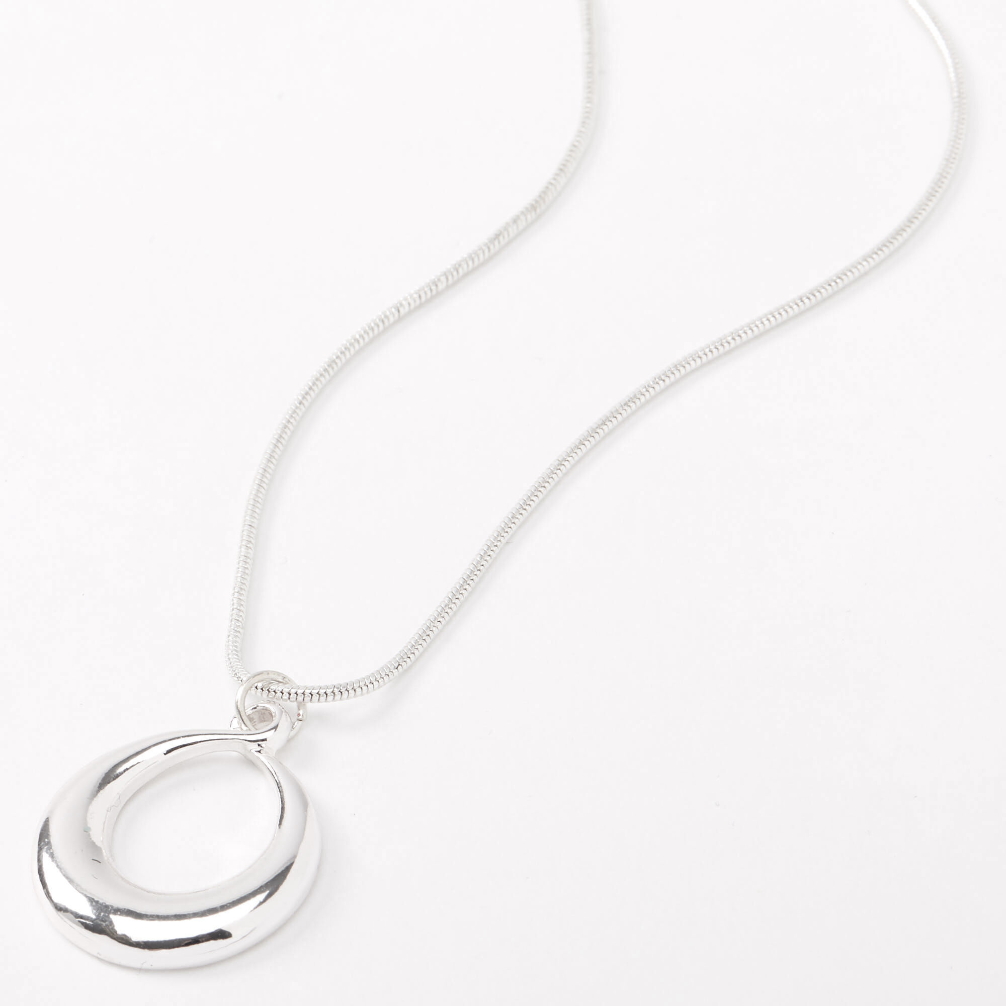 Silver Circle Pendant Necklace,