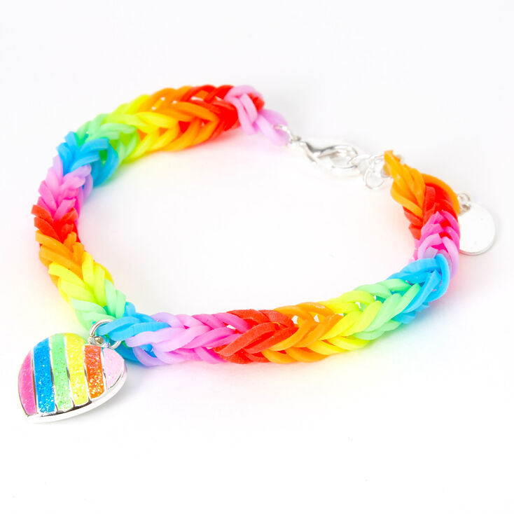 Claire's Bracelet à boucles avec breloque cœur à rayures arc-en-ciel