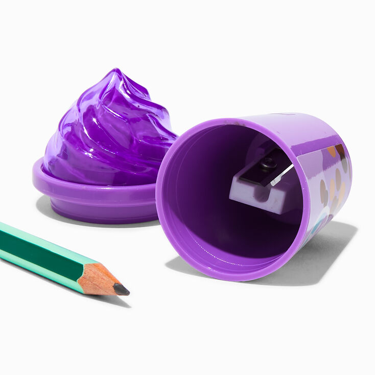 Taille-crayon th&eacute; au lait,