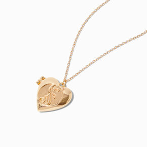 Collier &agrave; m&eacute;daillon Wicked&trade; en exclusivit&eacute; chez Claire&#39;s,