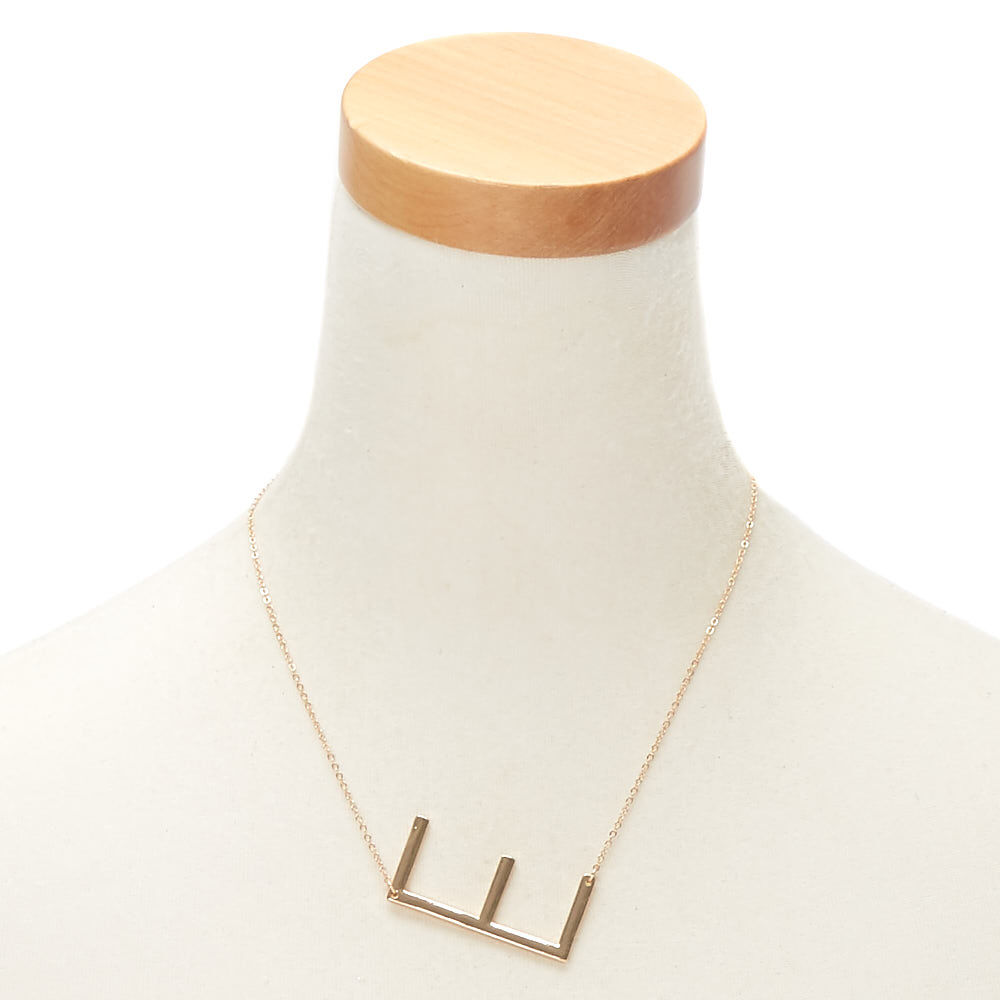 Oversized Initial Pendant Necklace - E,