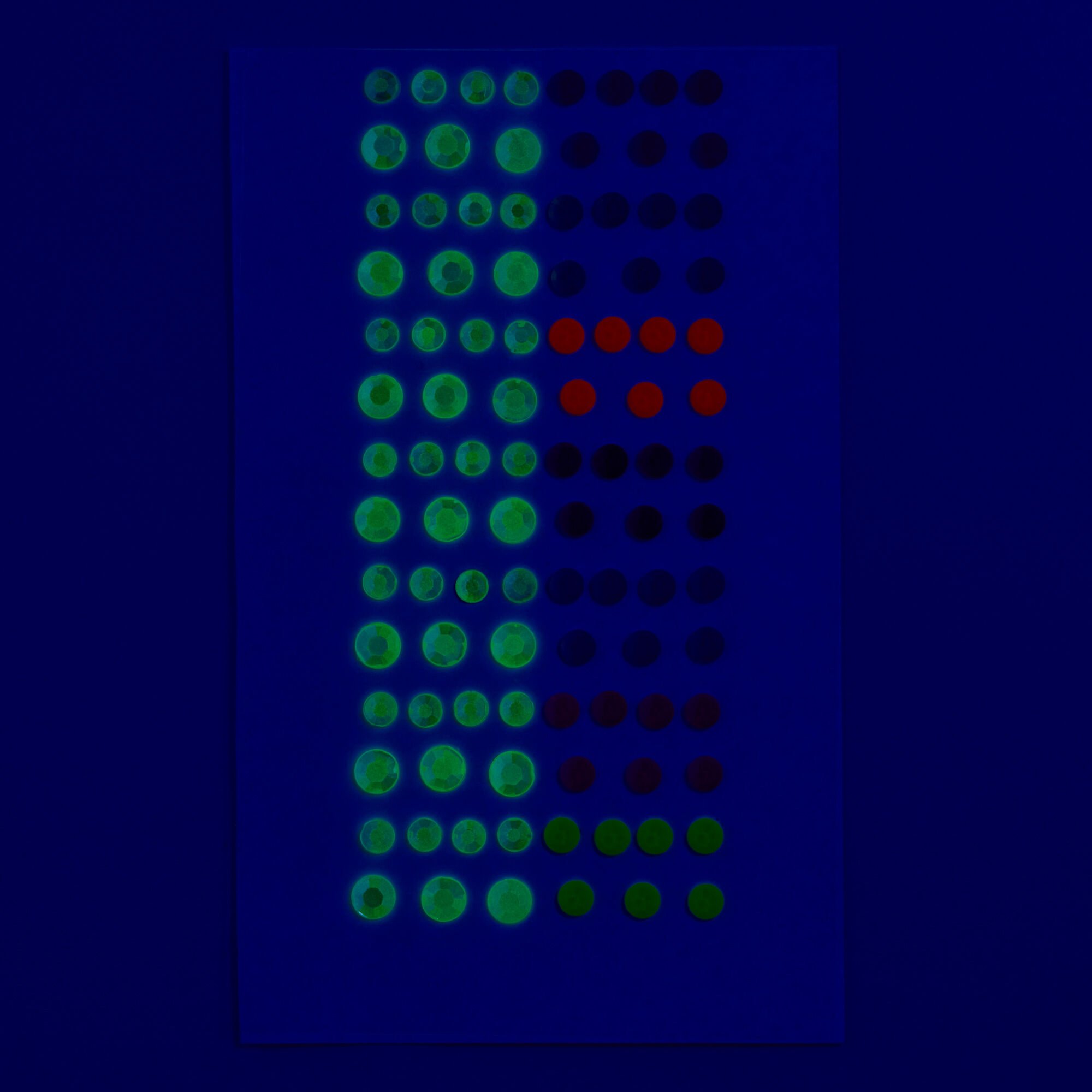 Glow in the Dark Body Gems - 100 Pack,