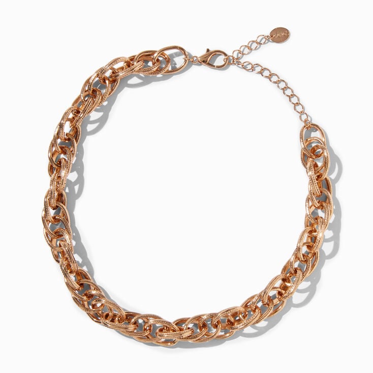 Collier de cha&icirc;ne &agrave; maillons ovales textur&eacute;s couleur dor&eacute;e,