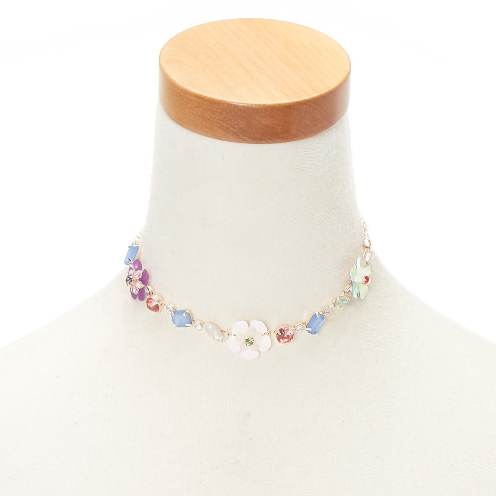 flower choker