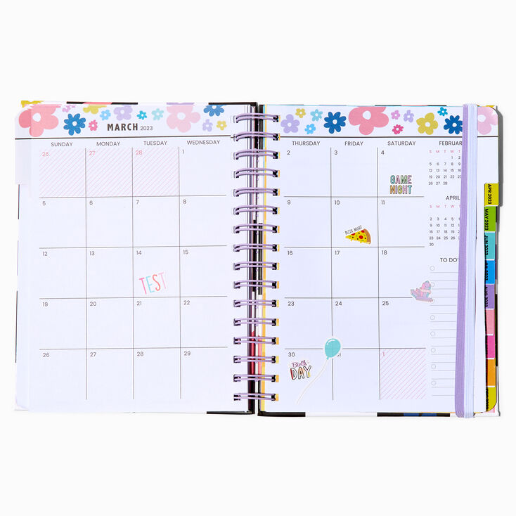 Small Checkered Daisy 2022 - 2023 Planner,