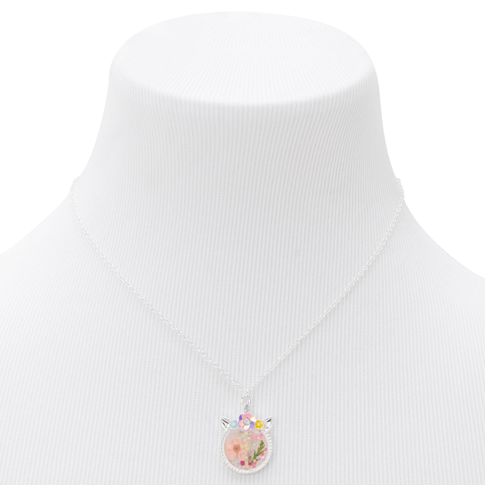 Collier à pendentif licorne fleurs couleur argentée,