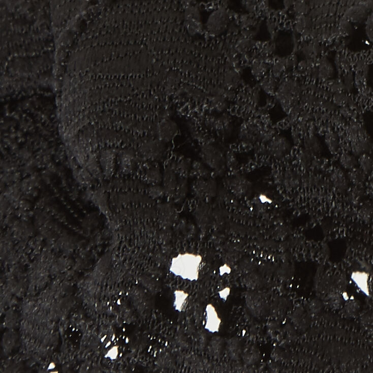 &Eacute;lastique noir en dentelle,