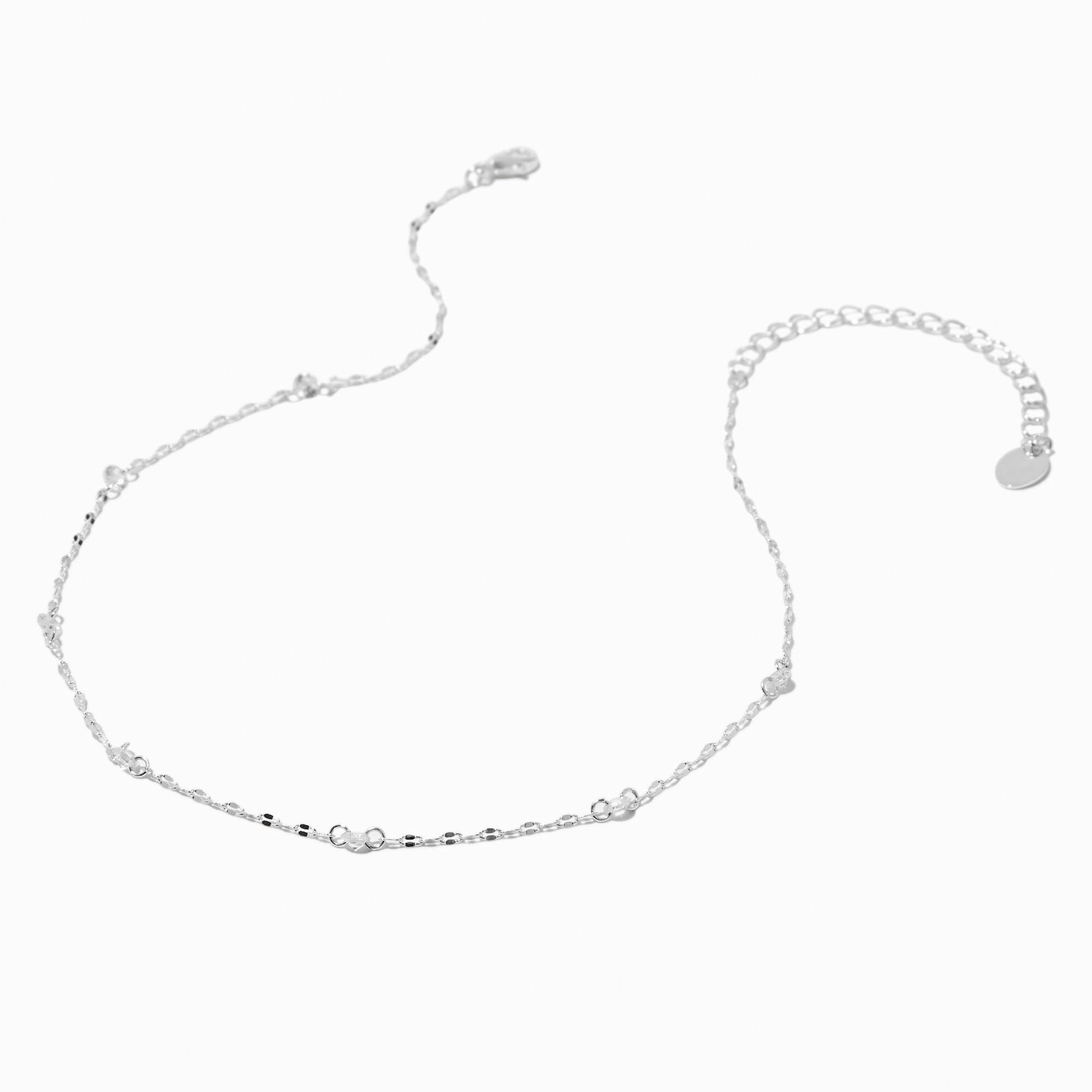 Collier de chaîne couleur argentée avec perles d'imitation noires et en zircon cubique d'imitation,