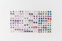 Boucles d&#39;oreilles autocollantes couleur nacr&eacute;e Claire&#39;s Club - Lot de 30,