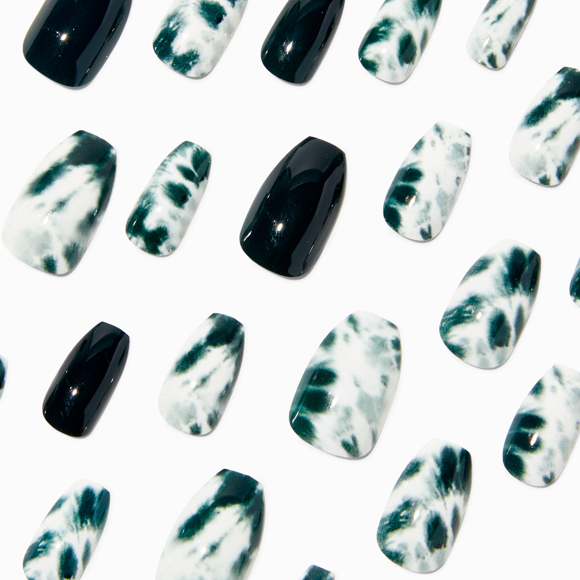 Claire's Faux ongles vegan tie-dye noirs et blancs - Lot de 24