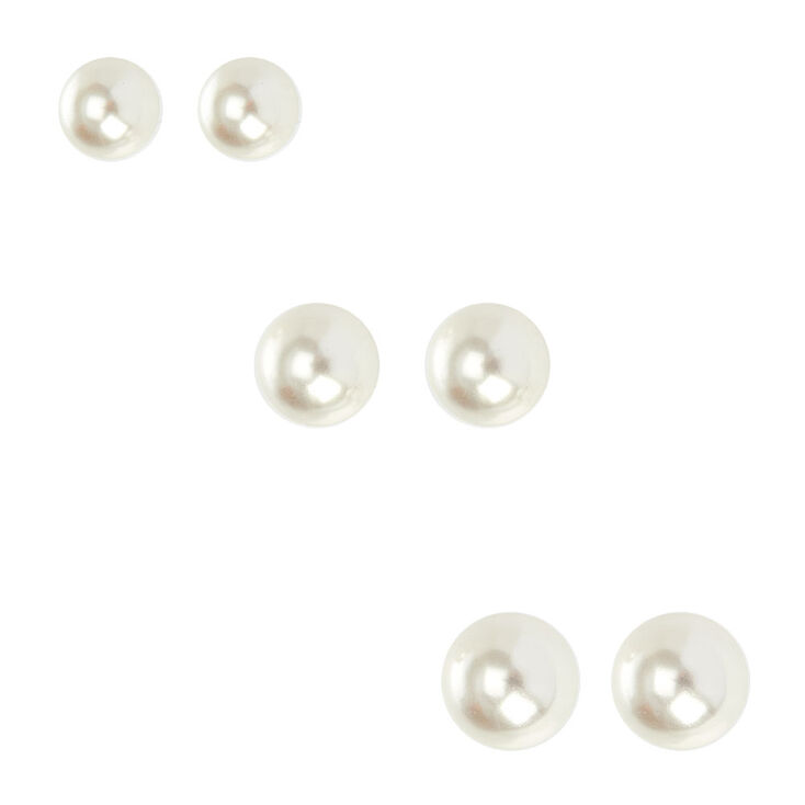 Graduated Pearl Stud Earrings Set,